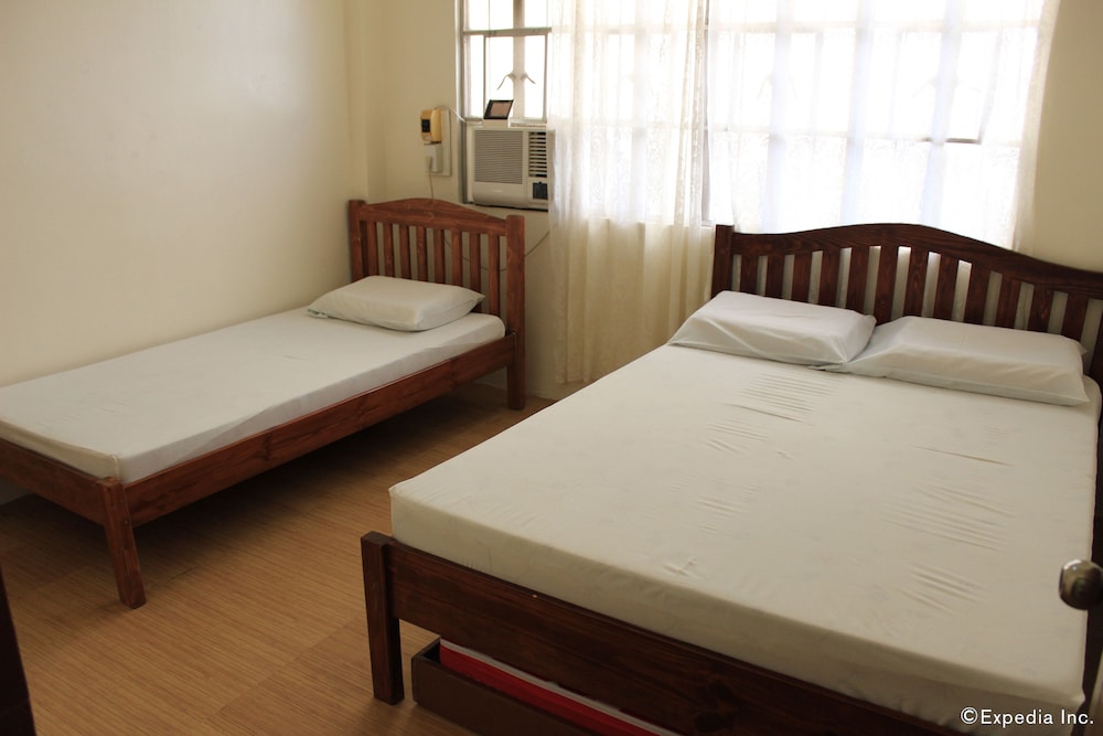 Coron Village Lodge