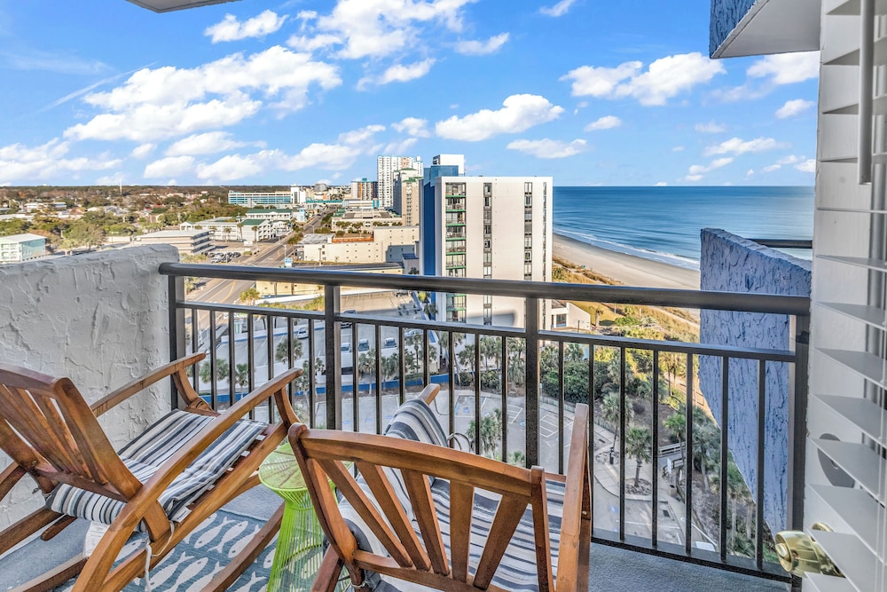 Bluewater Resort 1204