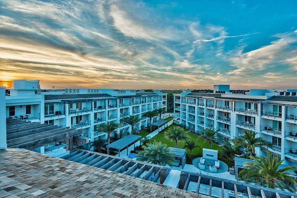 The Pointe by 360 Blue view 4