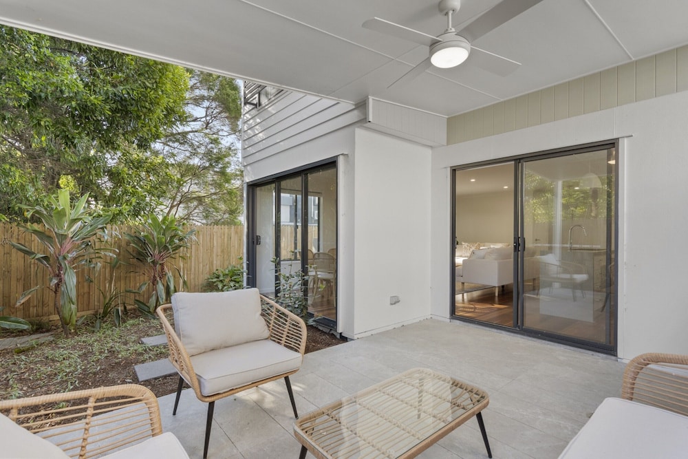 Family Retreat With Garage and Outdoor BBQ