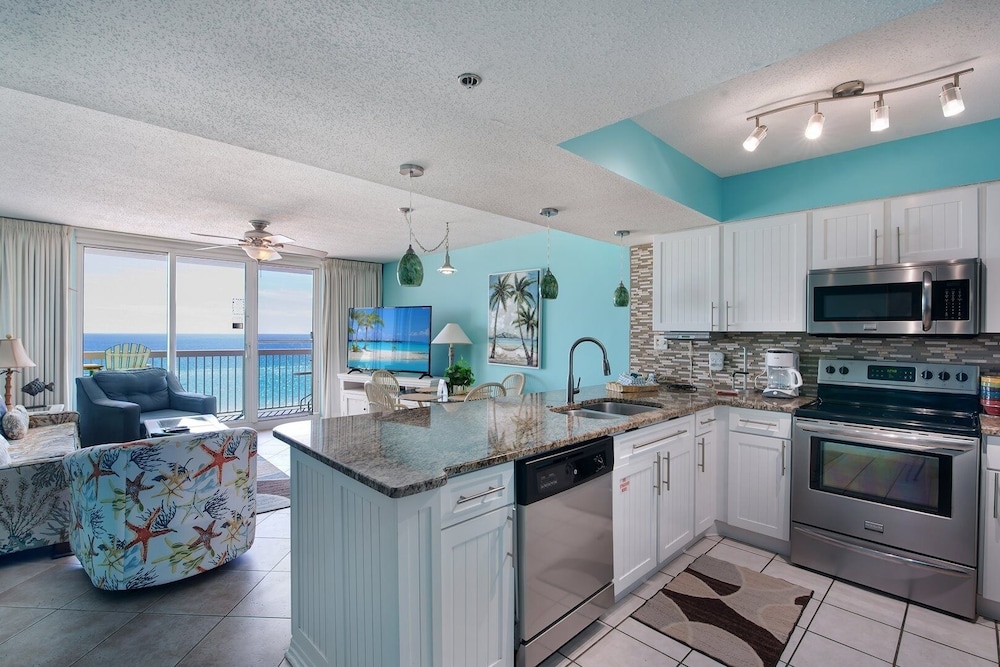 Pelican Beach 0710 1 Bedroom Condo by Pelican Beach Management view 4