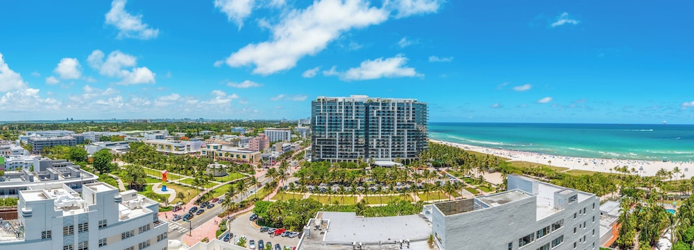 Luxury Vacation Rentals at The Setai by LRMB