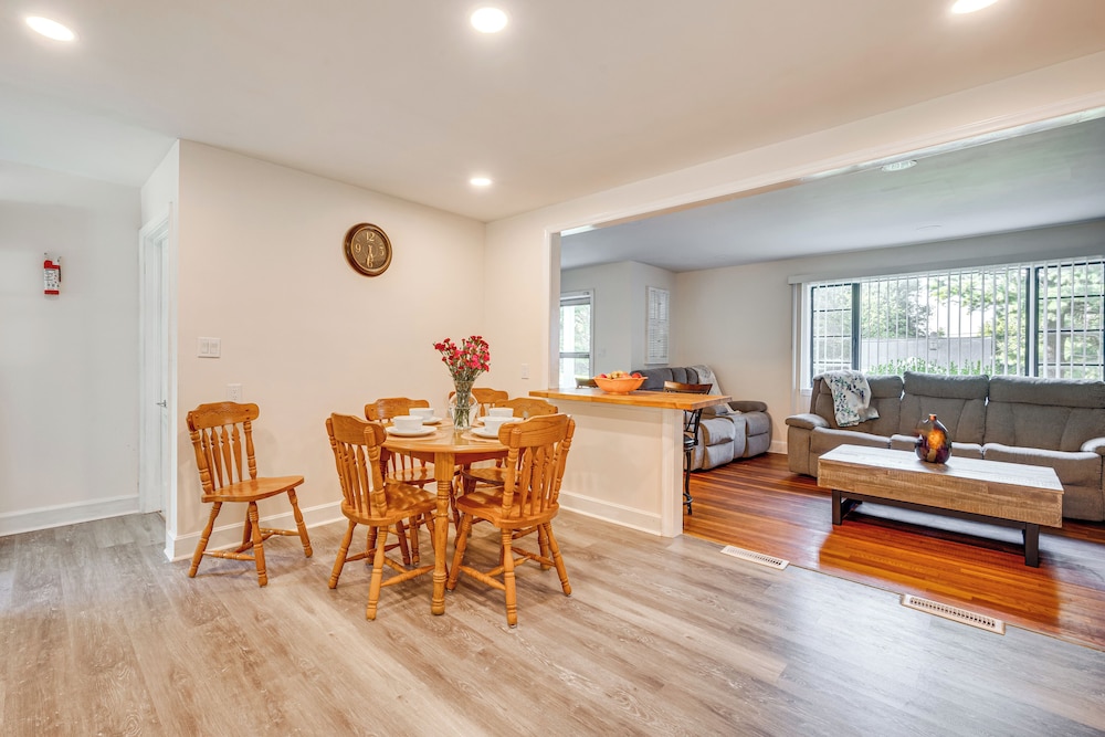 Winston-salem Home on 2 Acres - Spacious Deck!