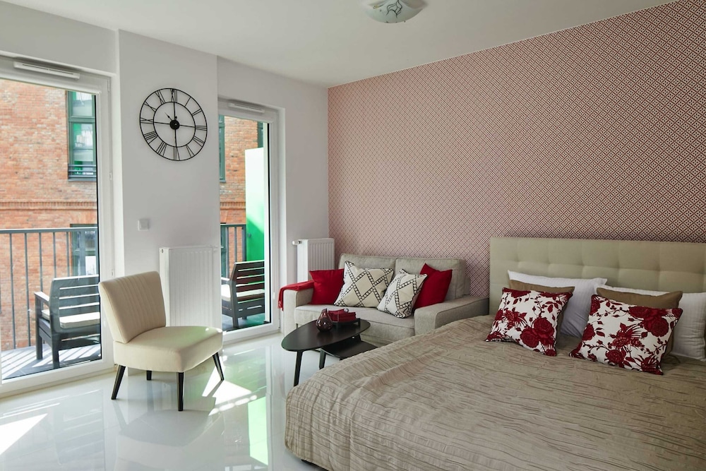 Praga Elegant Studio view 4