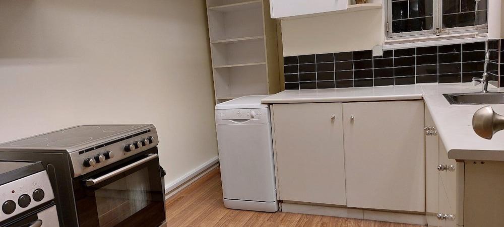 Deluxe apartment 12BD 6BATH