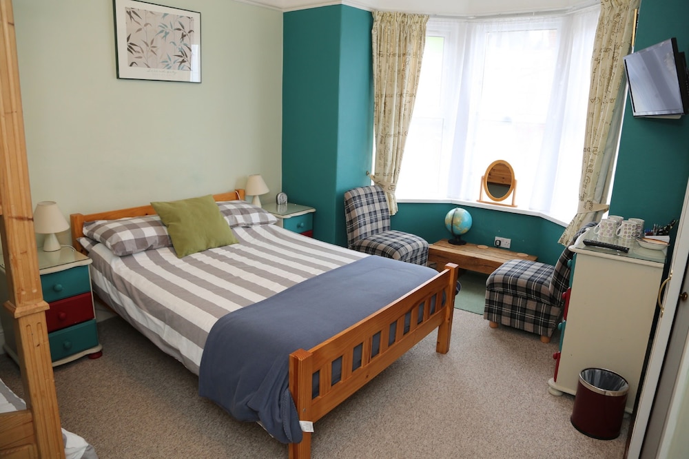 Acorns Guest House