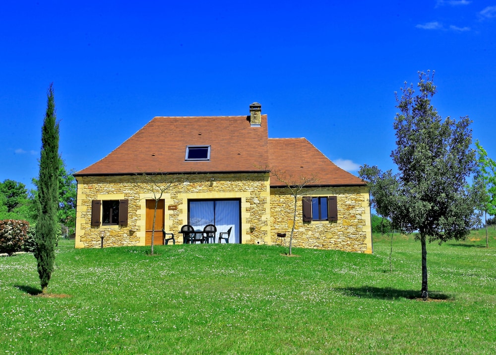 Combas Village De Gites