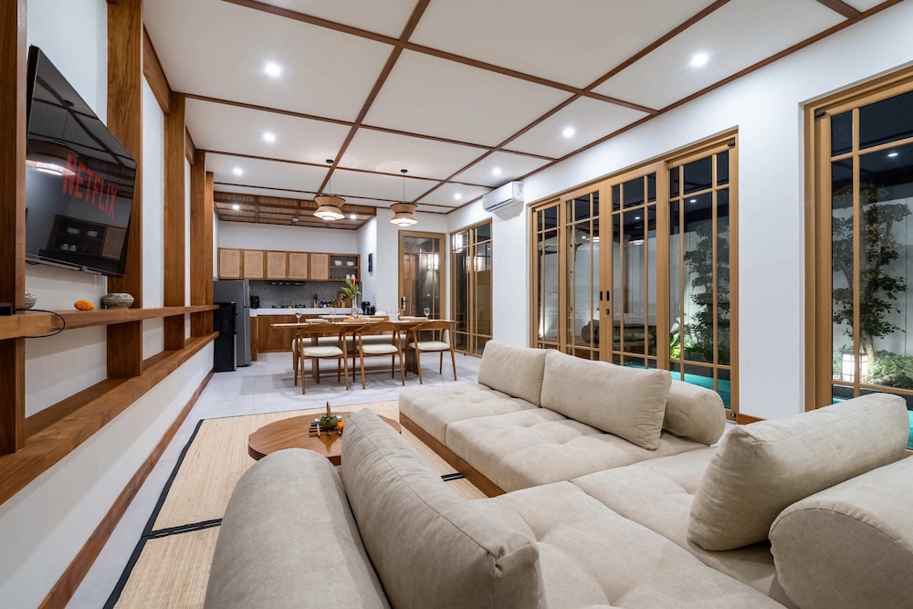 Villa Amura