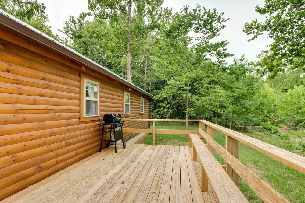 Florence Cabin w/ On-site Creek!