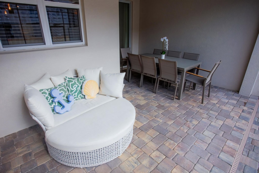 Magic Kingdom House- Brand Luxury Pool Home