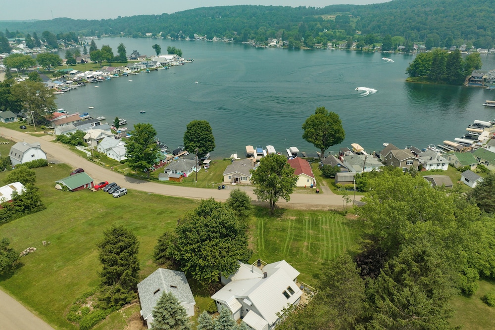 Private Dock & Lake Views: Home on Lime Lake