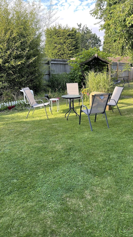 Oxford Vacations - Hollybush Guest House - Property Image 16