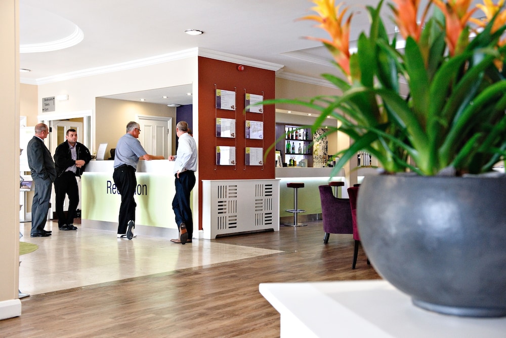 Loughborough Vacations - The Link Hotel Loughborough - Property Image 1