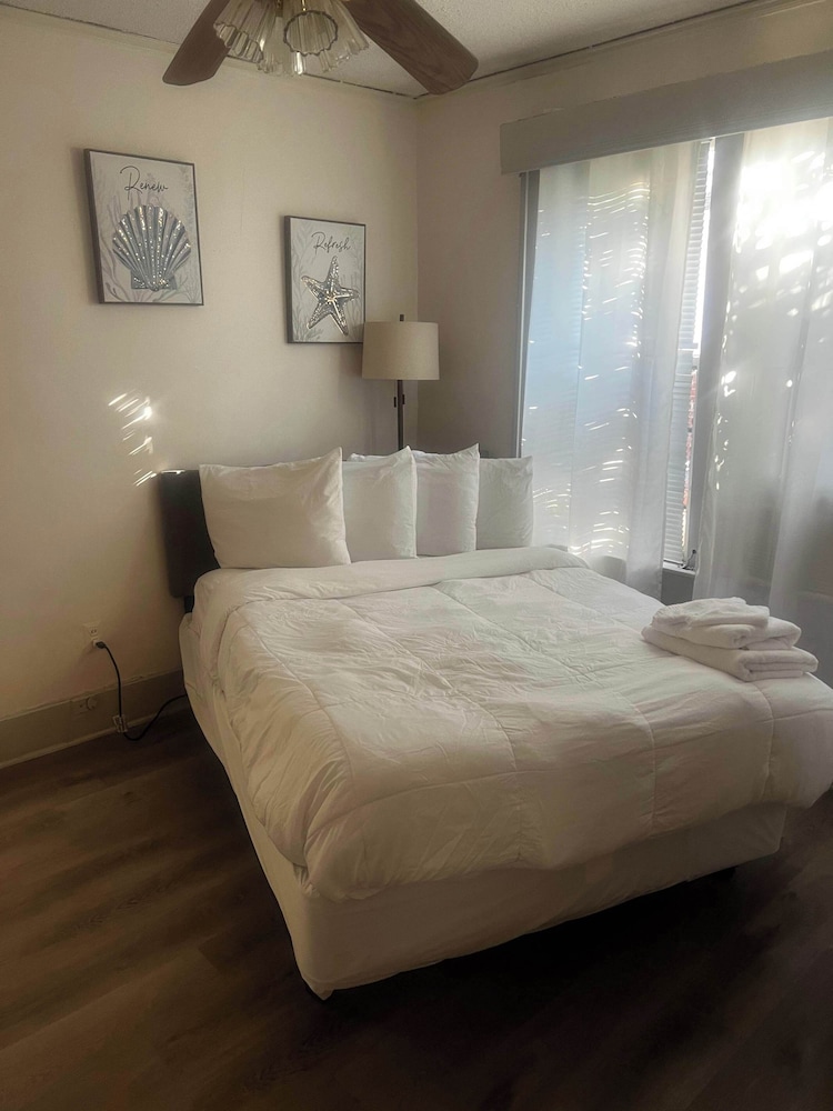 Garland Haven Hideaway Unit B