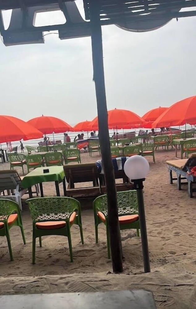 Hunter Beach Resort