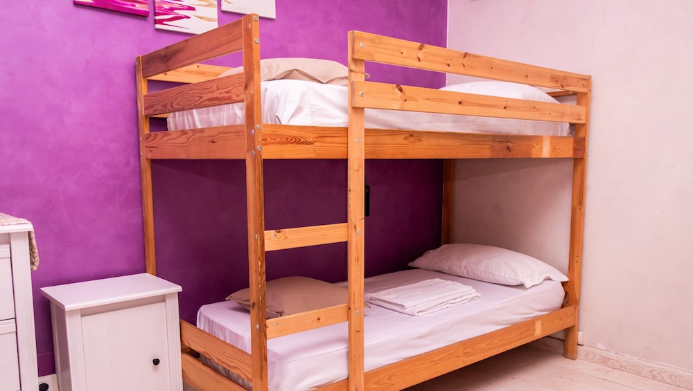 Romatic Guest House