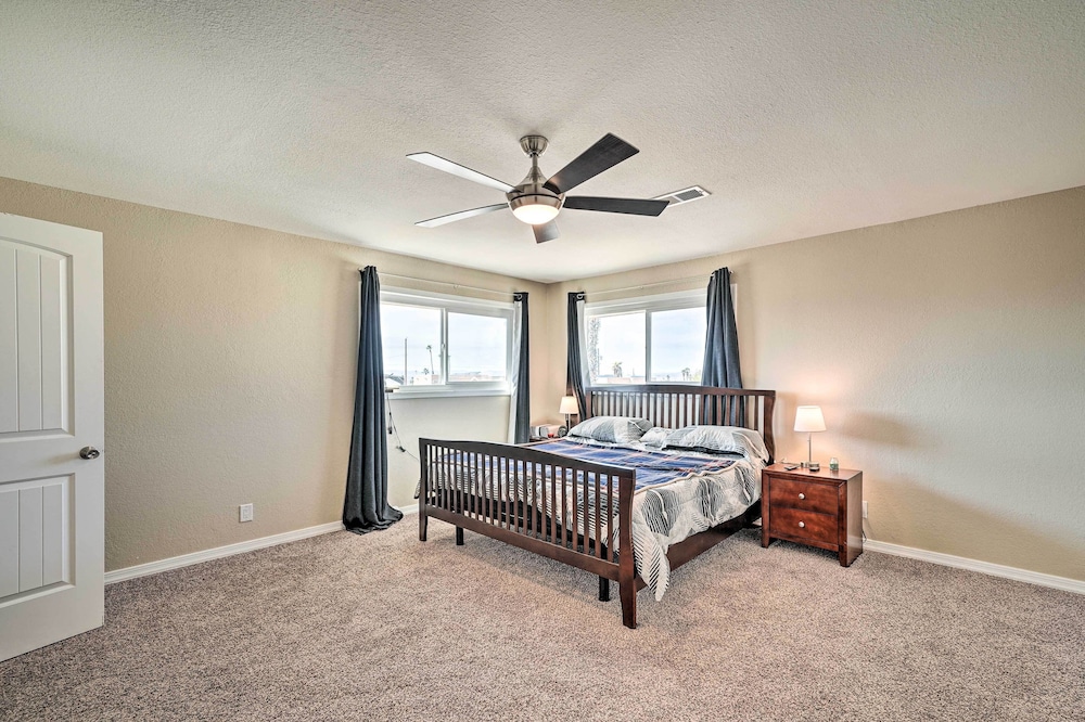 3 Mi to Lake Havasu: Family Home w/ Game Room view 3