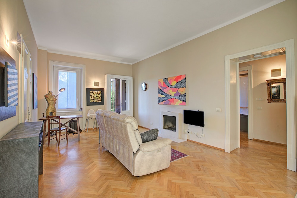 Zara Apartment in Villa Jejia