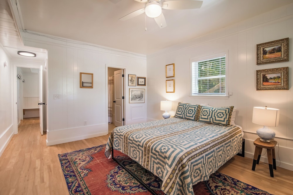 Lachicotte Vacation Rentals