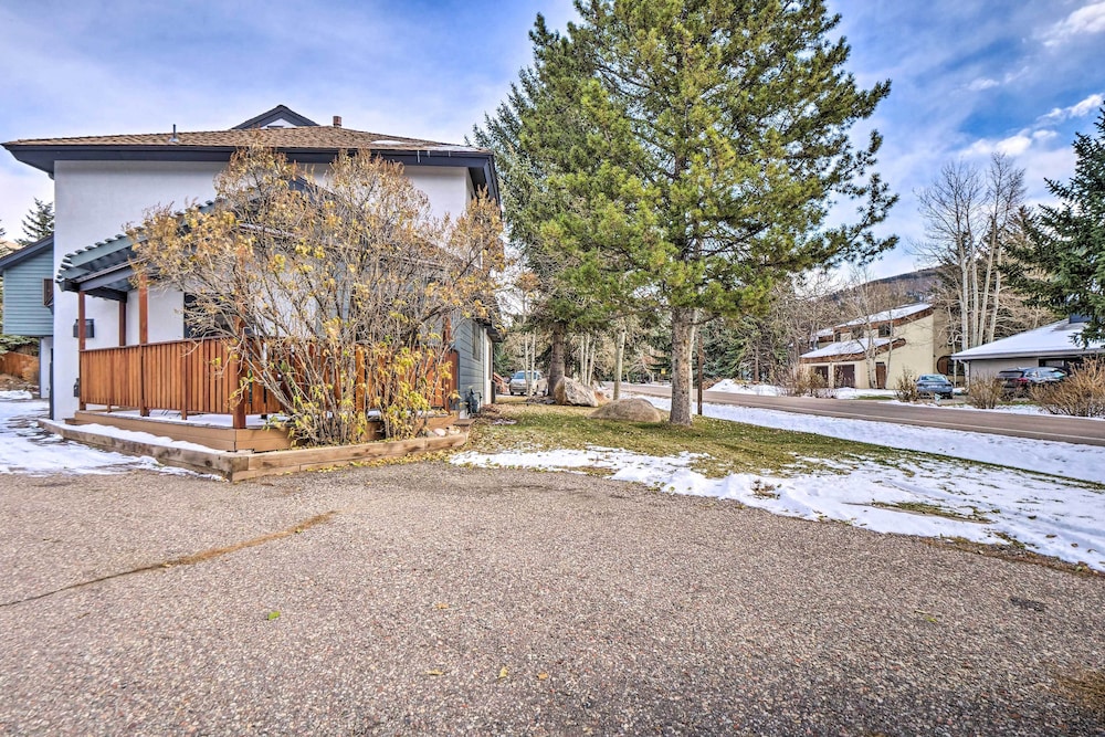 Bright Eagle-vail Escape w/ Deck + Mtn Views! view 5
