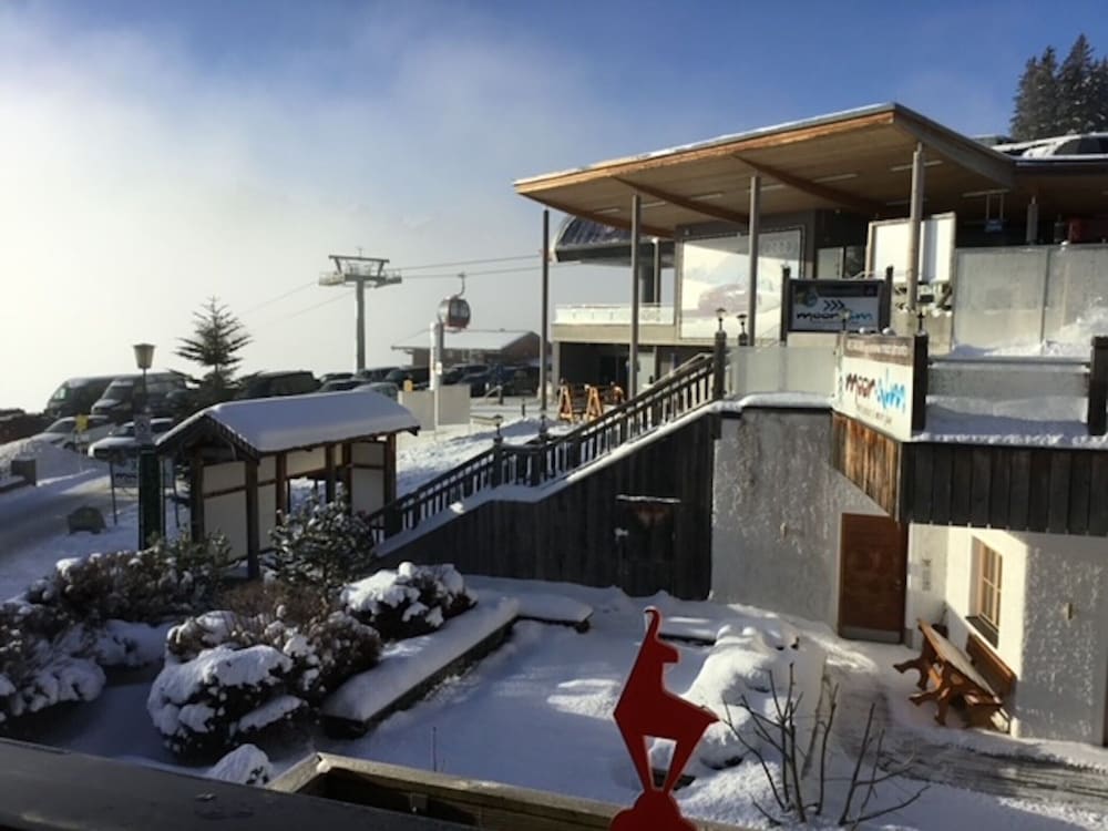 Unique & Exclusively Furnished Chalet near Ski Lift view 5