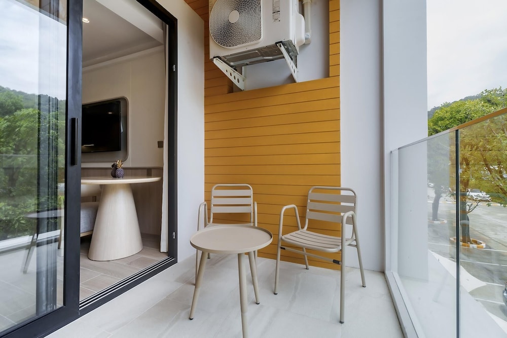 Wyndham Gardens Elegant Studio, Forrest View 2228