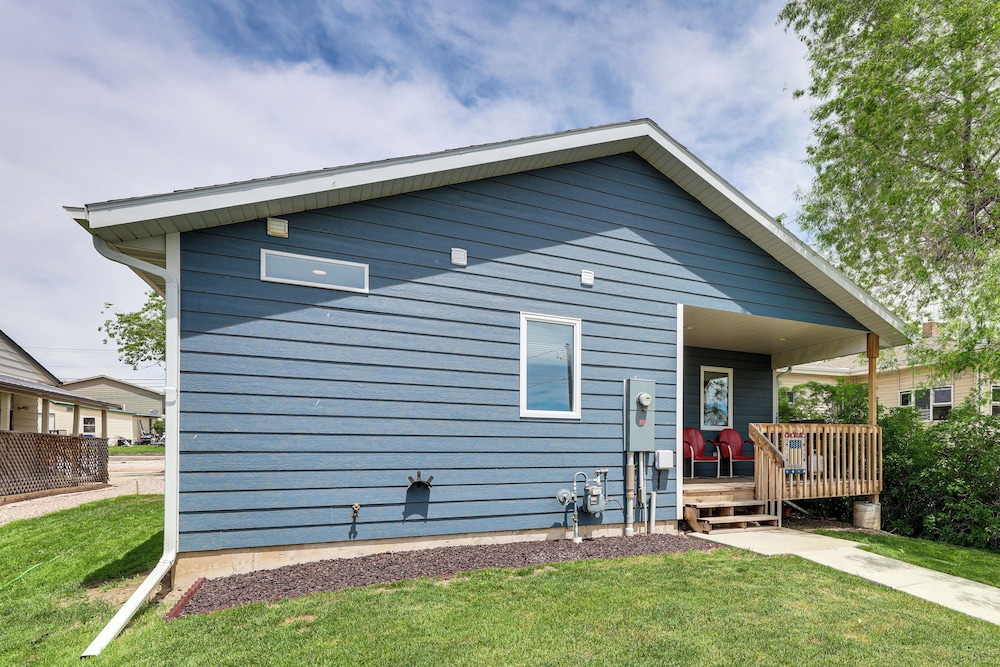 Newly Built Rapid City Retreat ~ 1 Mi to Dtwn view 4