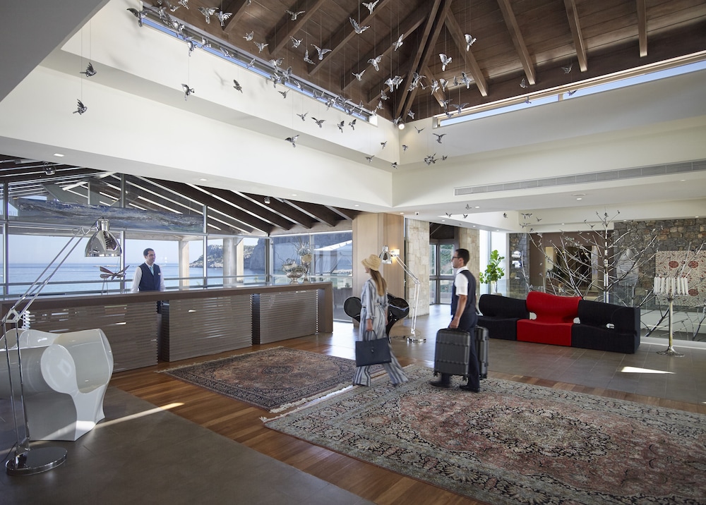 Aquagrand Artistic Luxury Beach Resort - Adults Only 4