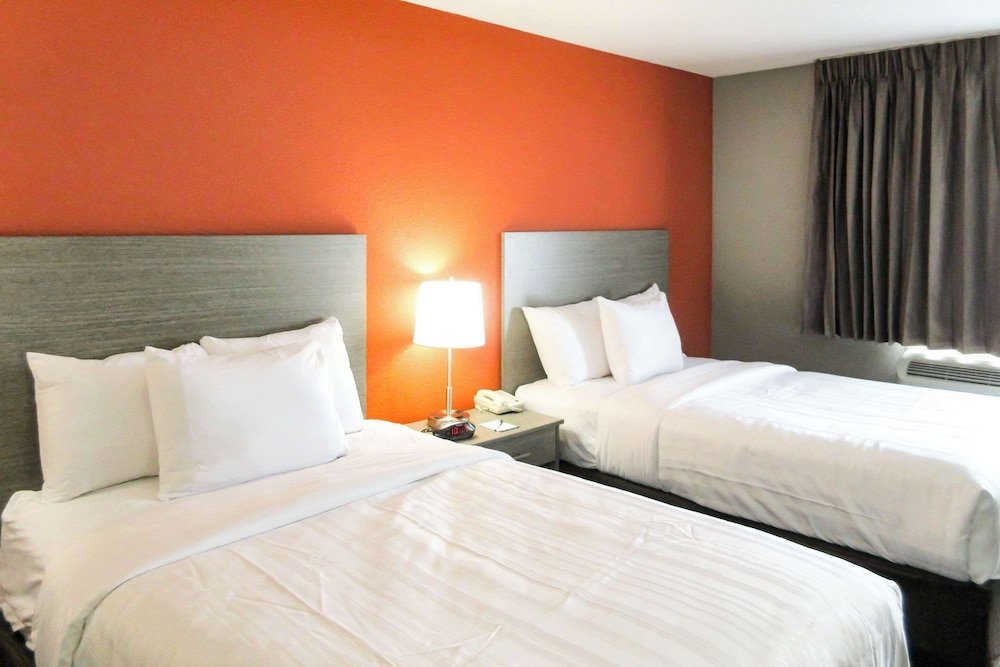 Quality Inn & Suites Hammond Near I-8090