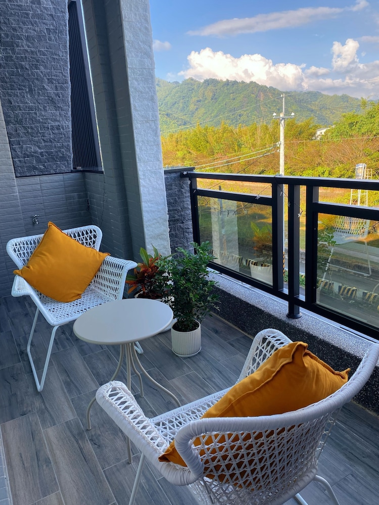Orange Homestay