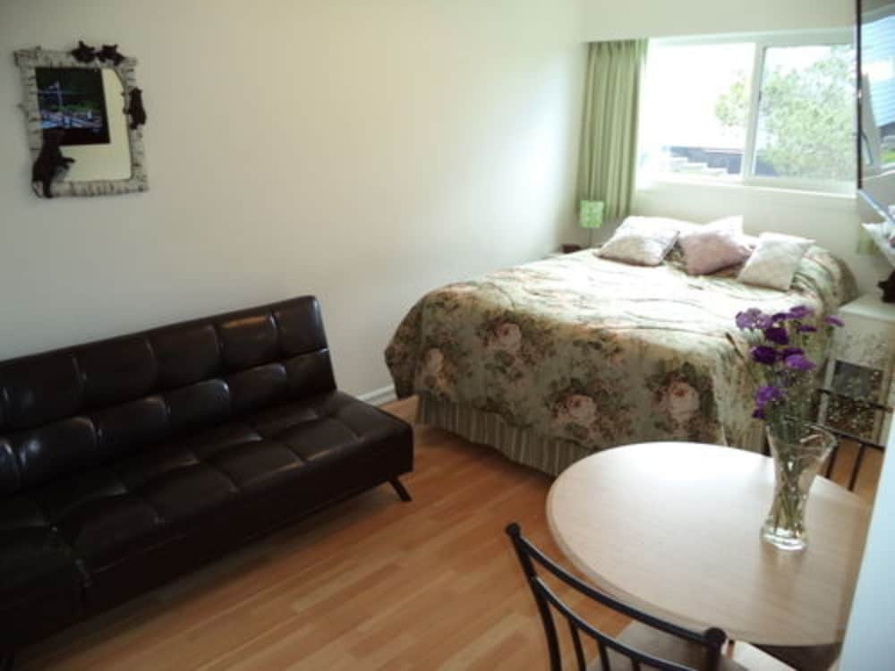 Enchanted Rainforest Guesthouse