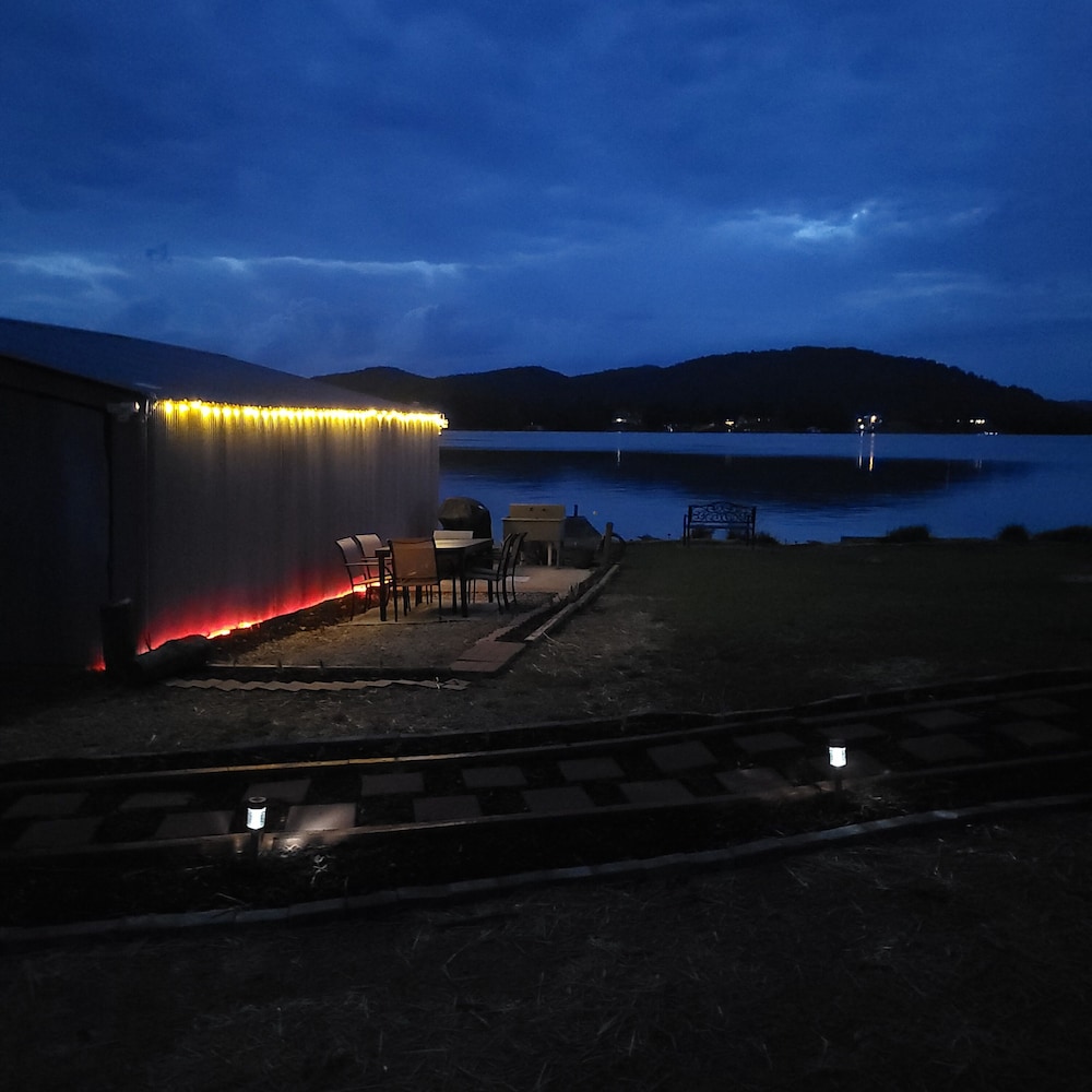 Lakeside Retreat On Neely Henry Lake 1 Bedroom Villa by RedAwning - Property Image 7