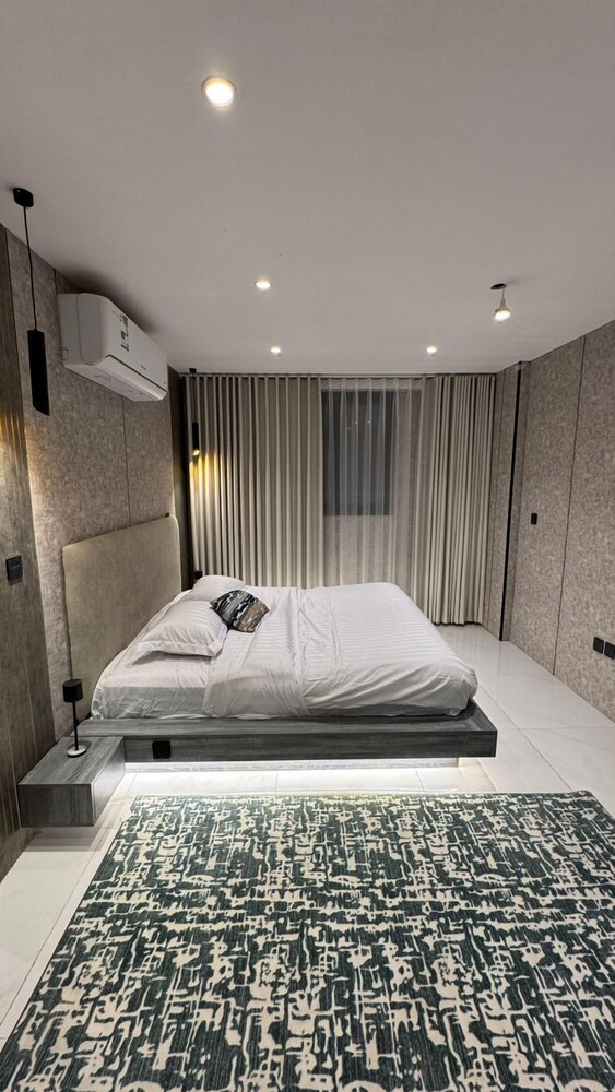 Suites OrbitNet Compound