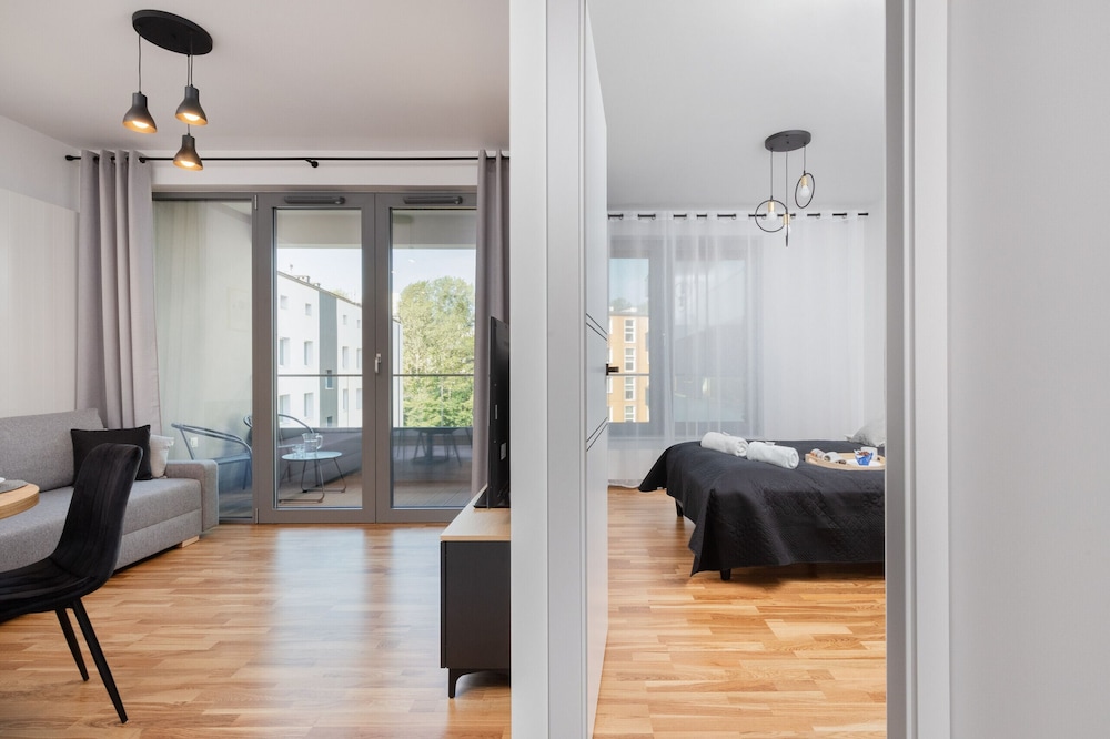 Plac Unii Apartments Gdynia by Renters view 4