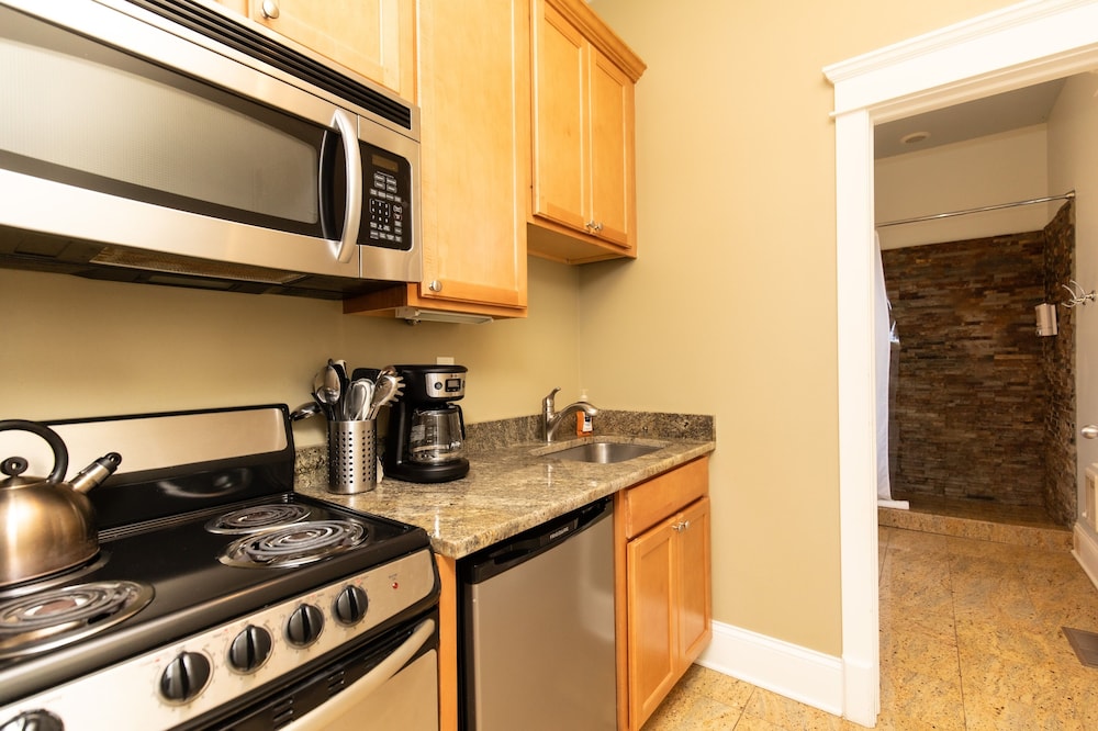 Furness Mansion - Property Image 52