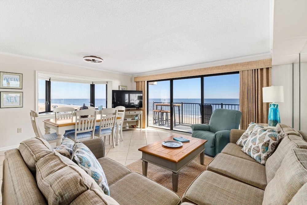 Golden Surf 301 2 Bedroom Condo