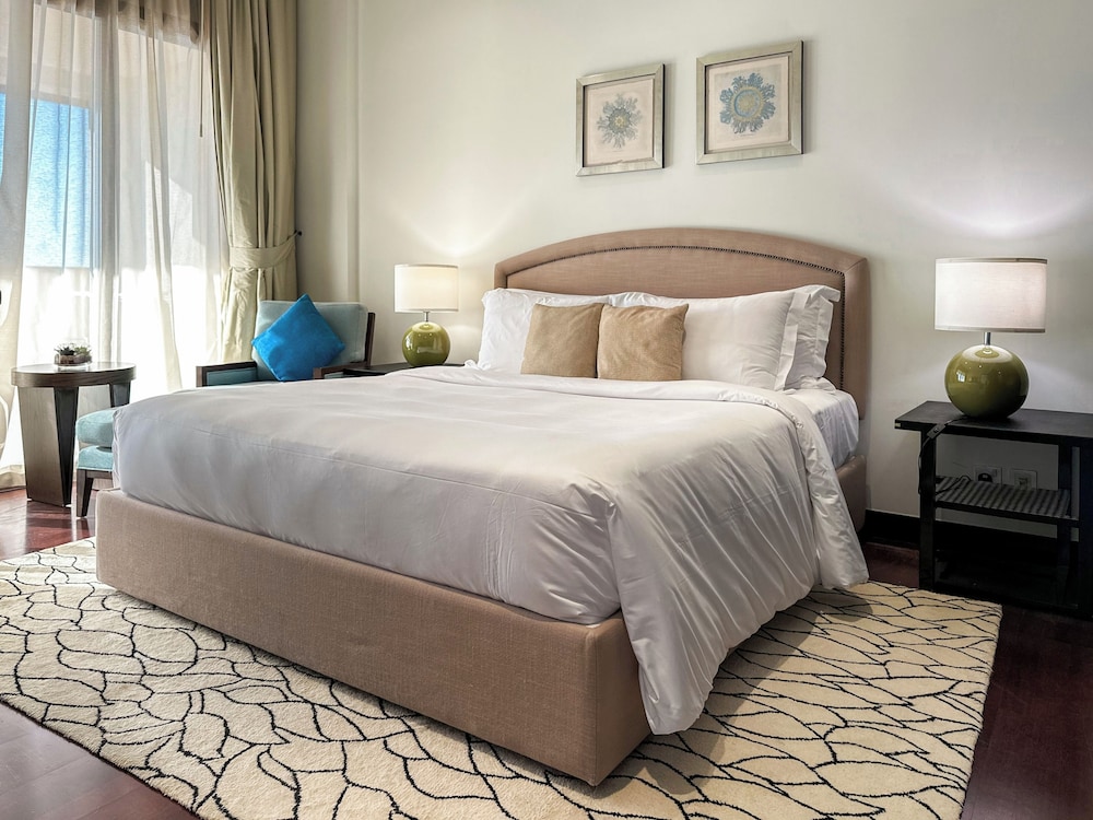 Resort Apartments - Royal Amwaj South