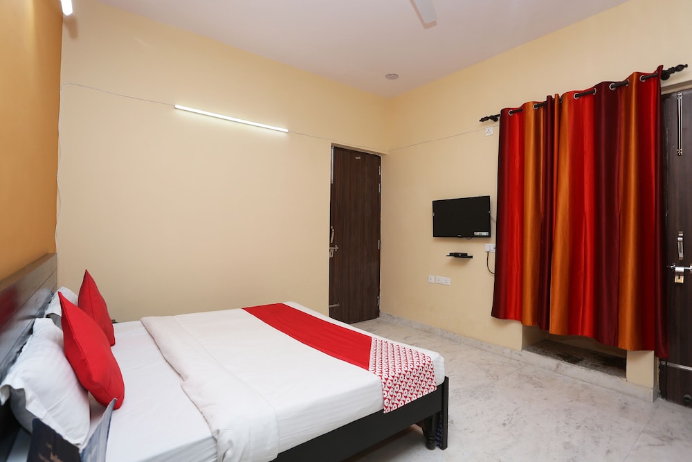 Noida Vacations - Capital O 30956 Moon Light - Property Image 7