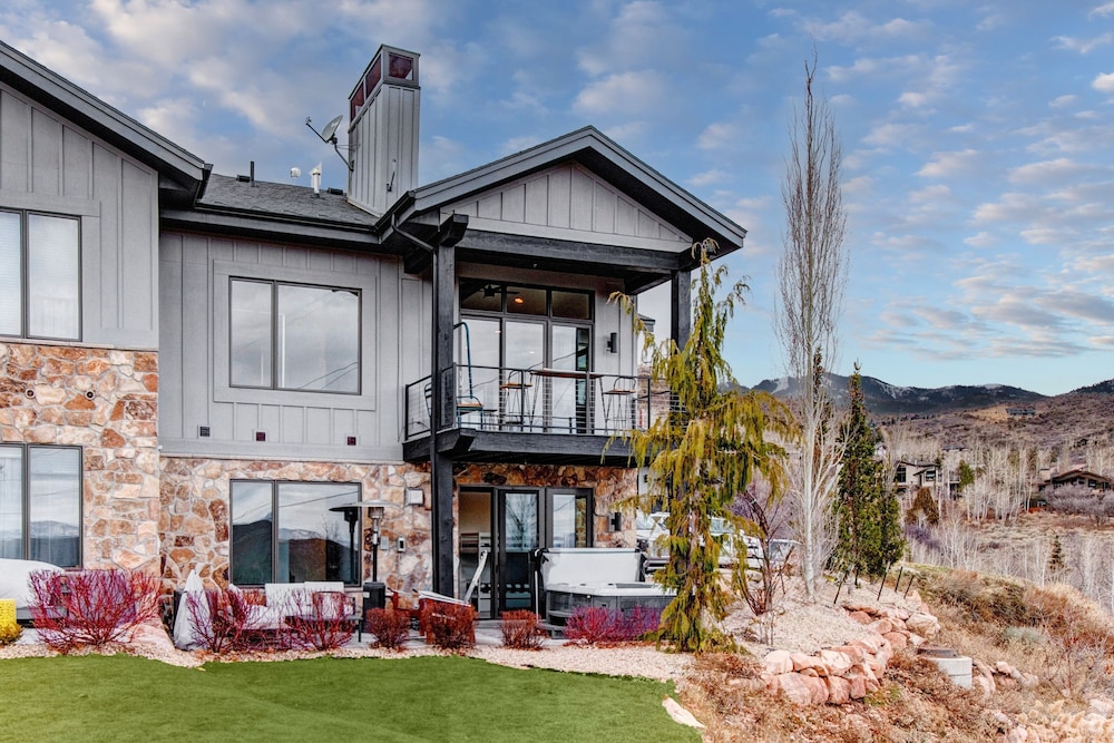 Frost Haven 4 Bedroom Townhouse