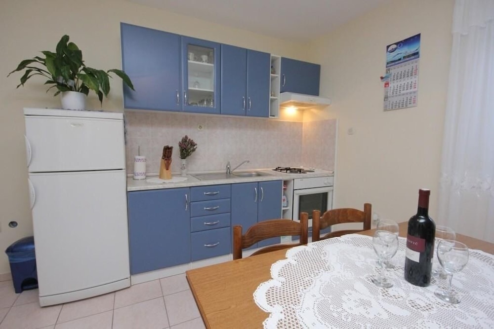 Zoki - Great Location Close to the sea - A2 Plavi view 3