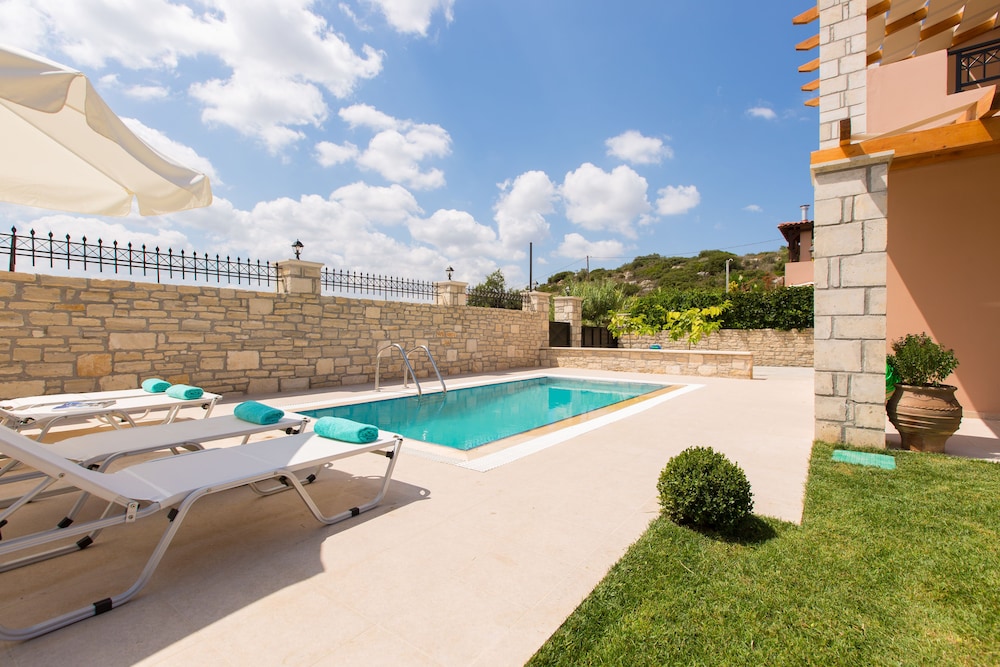 Villa Roumeli