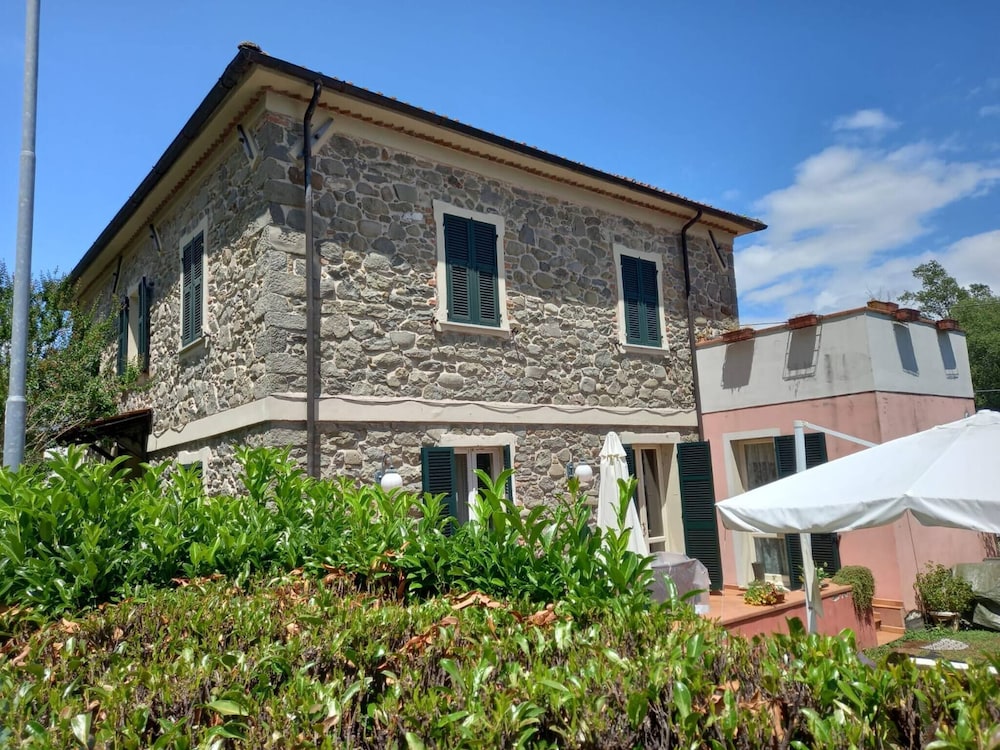 The House of the Marquis Malaspina view 4