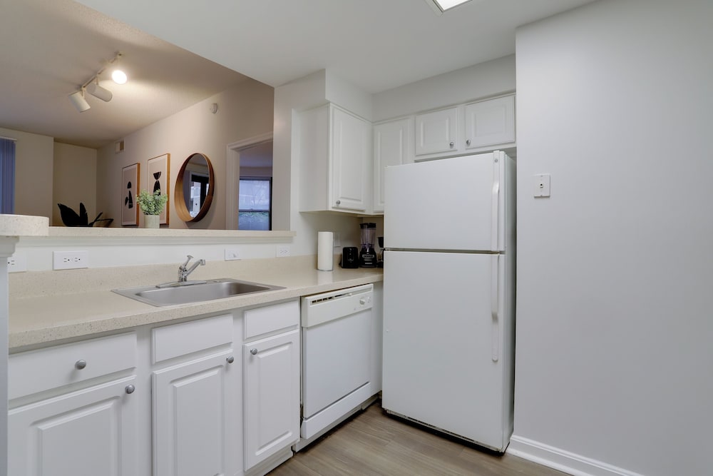 Amazing Apt in Ballston With Gym