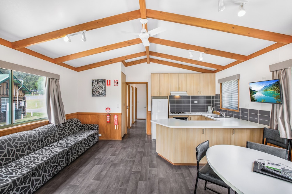 Breeze Holiday Parks - Halls Gap