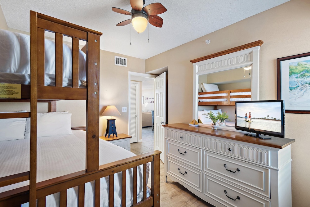 Pelican Beach Terrace 1203