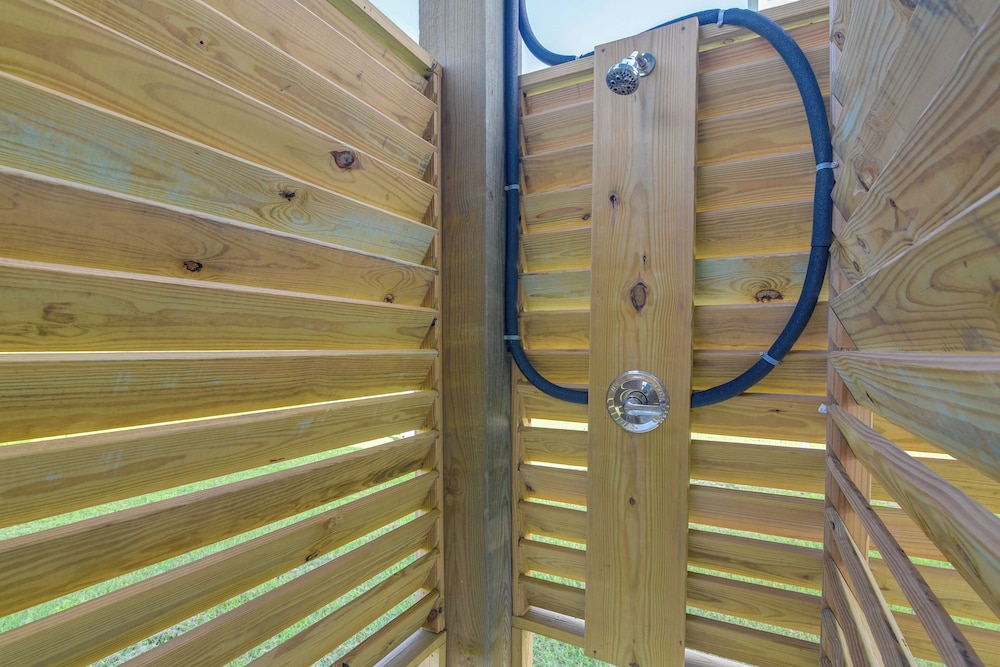 Deck & Patio: Recently Built Bolivar Peninsula Gem
