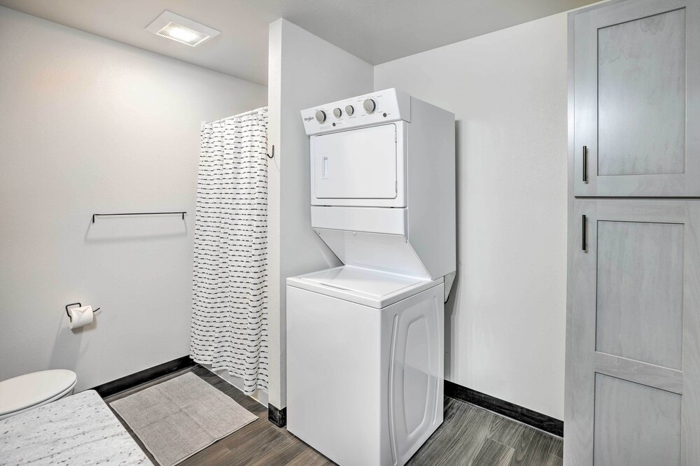 Lake Norden Apartment w/ Spacious Balcony! - Property Image 11