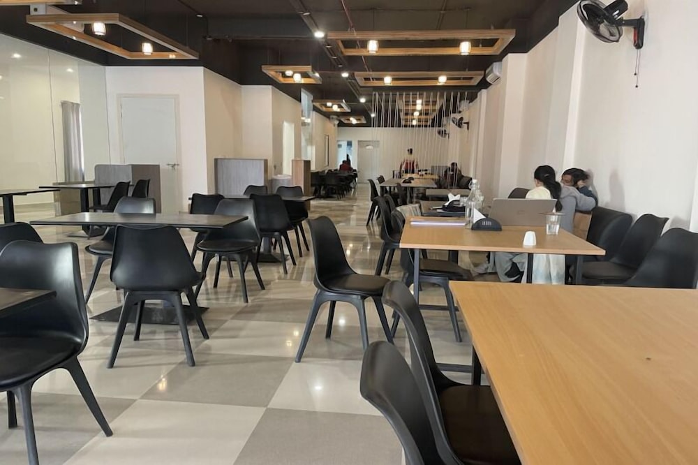Hotel Srijan Vrindavan