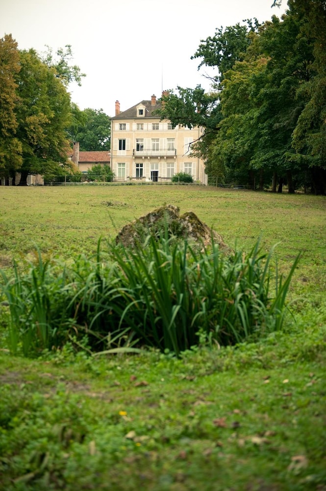 Le Château de la Vierge