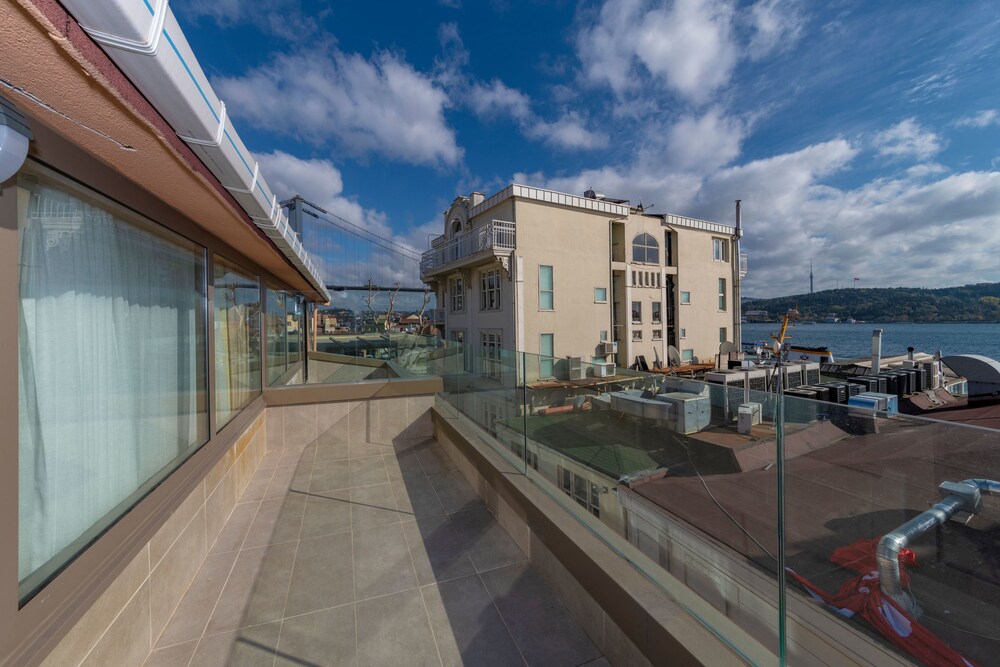 Feri Suites - Image 70